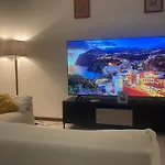 Spazioso Appartamento Roma Eur 120 Mq Con Palestra E Parcheggio Privati