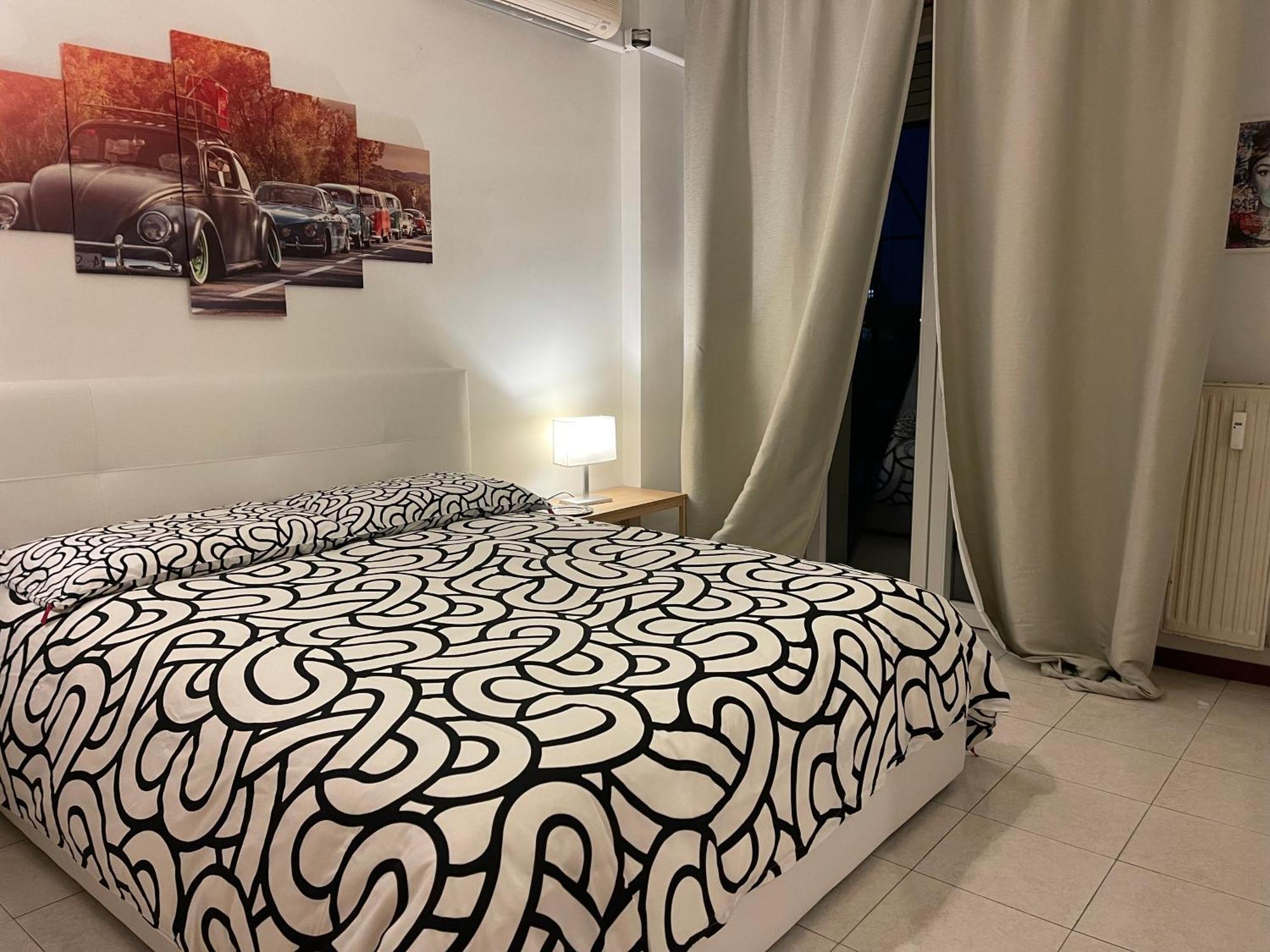 Appartamento Spazioso Eur 120 Mq Con Palestra E Parcheggio Privati *