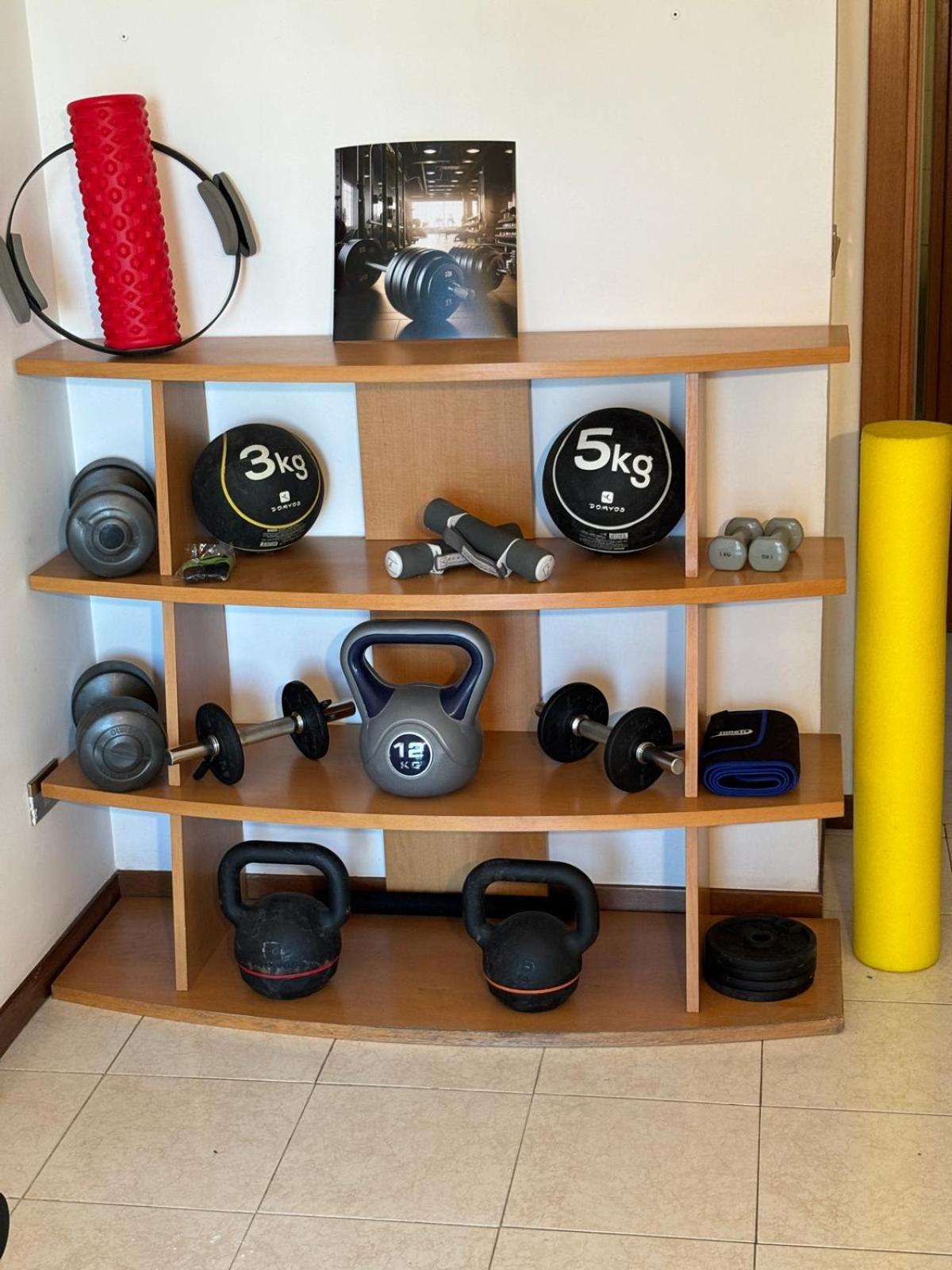 Spazioso Eur 120 Mq Con Palestra E Parcheggio Privati Roma